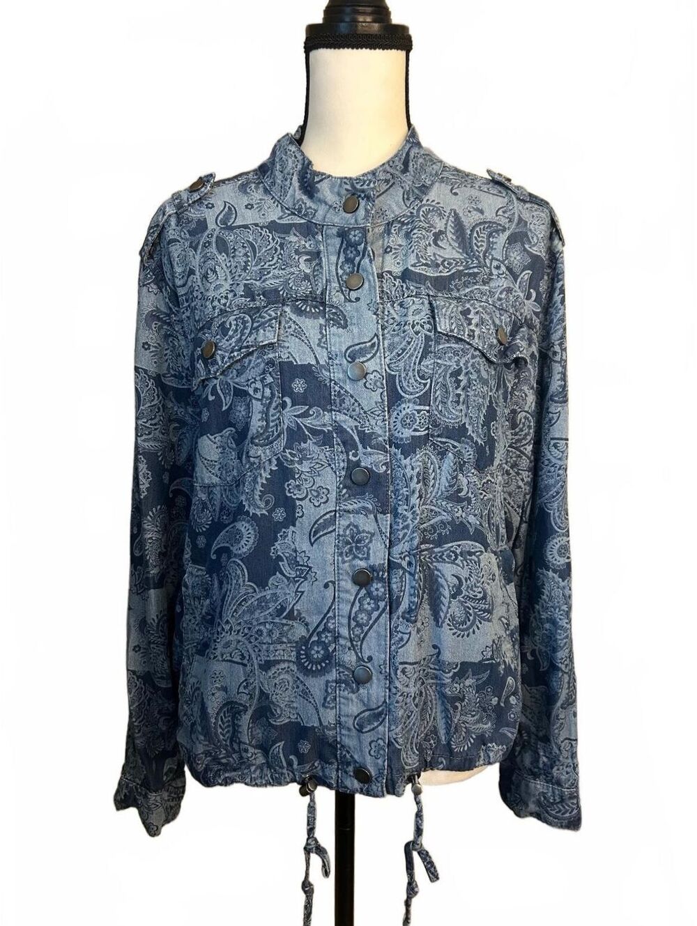 Chico’s Size 2 Blue Paisley Lyocell Utility Jacket Snap Front Drawstring